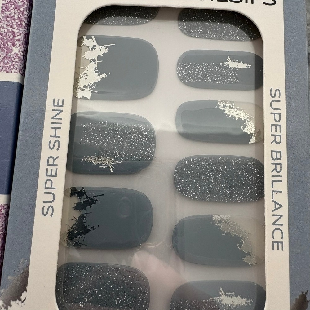 Sally Hansen Salon Effects Nail Strips 32ct Lot of 3 Powdered Sky Frozen Oasis - Picture 6 of 16